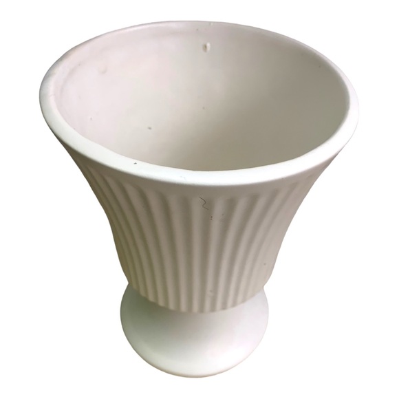 VTG 1960’s McCoy MCP USA White Wedding Pedestal Planter Flower Pot Vase Decor - Picture 8 of 12